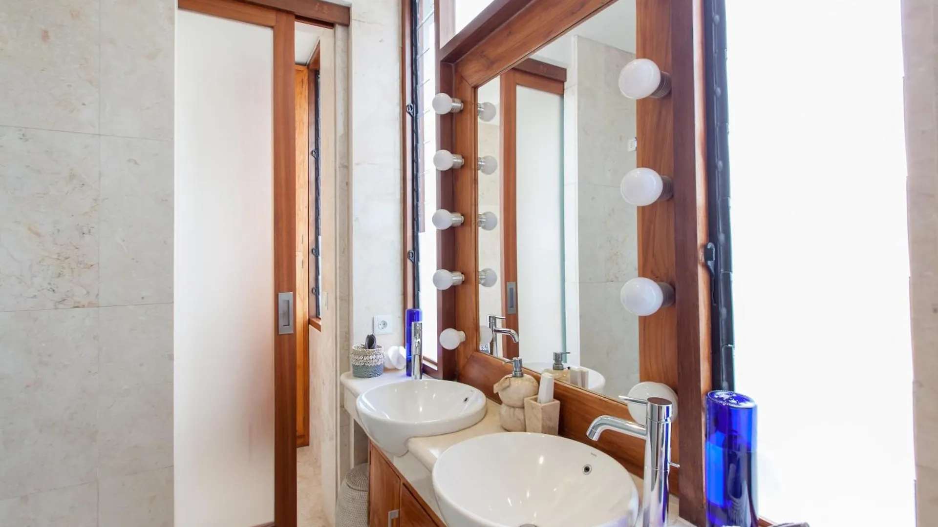 Holiday park Ab Villa & Apartments Seminyak